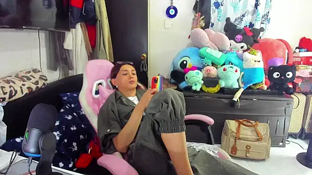 Lawrncesofiets online show from January 25, 6:46 pm