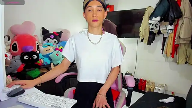 Lawrncesofiets online show from September 27, 7:08 pm