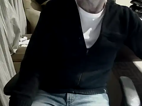 mariohurt101 online show from September 16, 9:27 pm