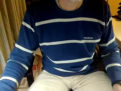 Snapshot of mariohurt101 chatting on June 24, 9:47 pm mariohurt101 online show from June 24, 9:47 pm
