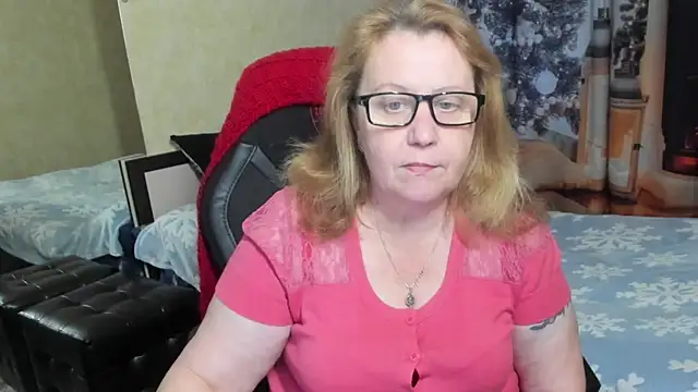 Frau Marta online show from December 19, 12:45 pm