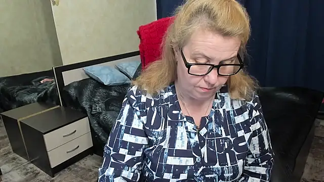 Frau Marta online show from April 4, 12:35 pm