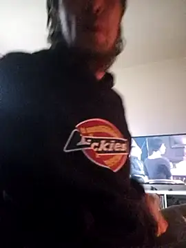 BunnyandClydeDk online show from January 1, 12:33 pm