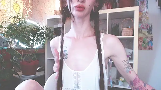 Snapshot of Arwen-elf chatting on August 2, 10:19 pm Arwen-elf online show from August 2, 10:19 pm