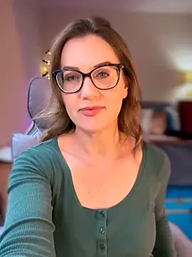 Snapshot of MaiseKnox chatting on April 29, 7:20 pm MaiseKnox online show from April 29, 7:20 pm