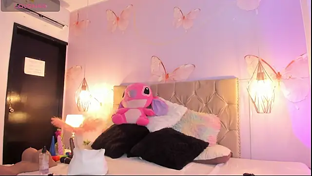 Vivi prinncess online show from March 28, 12:10 am