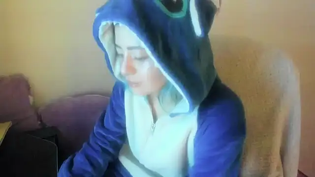 Snapshot of Sammysammy_ chatting on July 15, 7:13 am Sammysammy online show from July 15, 7:13 am