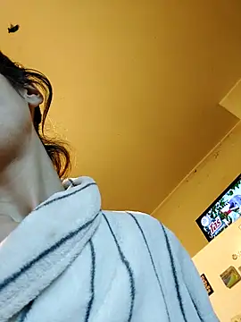 JoLeNe27 online show from October 24, 5:37 am