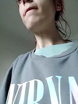 Snapshot of JoLeNe27 chatting on April 24, 4:20 pm JoLeNe27 online show from April 24, 4:20 pm