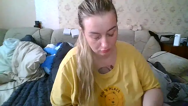 Snapshot of Mandy_Belcher chatting on July 16, 8:53 am Mandy Belcher online show from July 16, 8:53 am