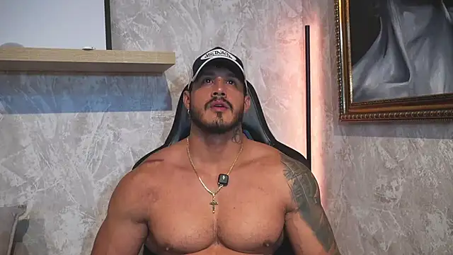 Snapshot of eros-steel chatting on April 22, 10:39 am eros-steel online show from April 22, 10:39 am
