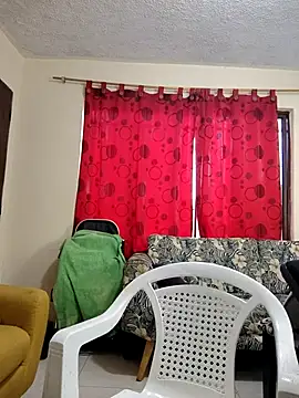 rosahills online show from February 25, 9:35 pm