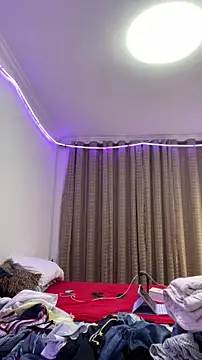 Snapshot of Patriciamoura69 chatting on November 9, 8:29 pm Patriciamoura69 online show from November 9, 8:29 pm