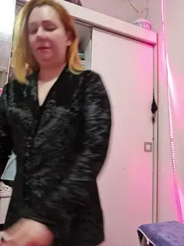 Patriciamoura69 online show from July 29, 3:04 am