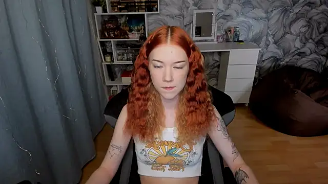 Snapshot of litl_Mia chatting on September 28, 4:23 pm litl Mia online show from September 28, 4:23 pm