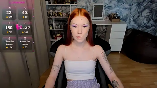 Snapshot of litl_Mia chatting on October 29, 3:47 pm litl Mia online show from October 29, 3:47 pm