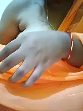 Snapshot of teddy-143 chatting on September 29, 6:02 pm teddy-143 online show from September 29, 6:02 pm