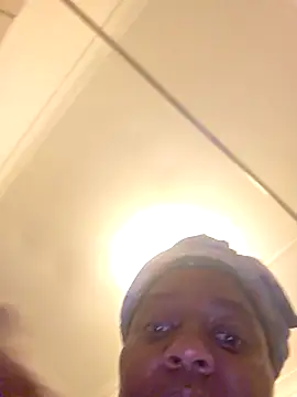 Galcraze online show from December 19, 8:38 pm