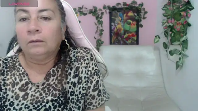 stepmother 105 online show from October 23, 3:33 pm
