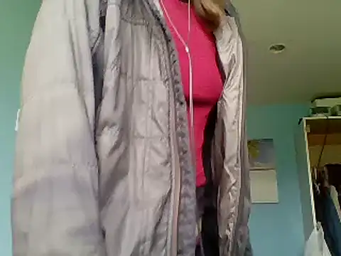 Snapshot of SexyRach75 chatting on May 6, 2:55 pm SexyRach75 online show from May 6, 2:55 pm