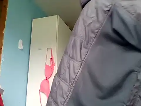Snapshot of SexyRach75 chatting on June 8, 3:01 pm SexyRach75 online show from June 8, 3:01 pm