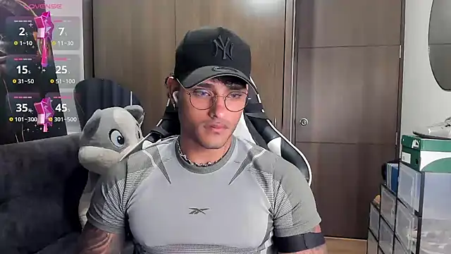 Alessandro Vanni online show from October 28, 2:15 am