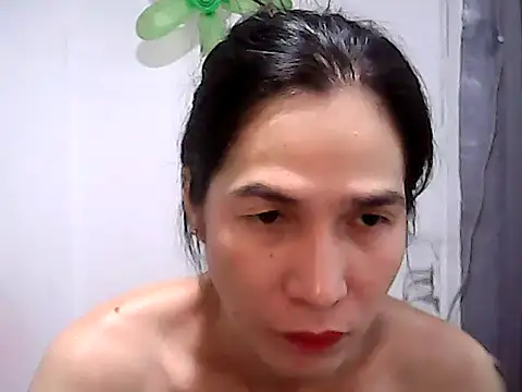 Snapshot of BigDickTrans chatting on April 29, 11:58 am BigDickTrans online show from April 29, 11:58 am