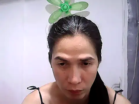 Snapshot of BigDickTrans chatting on May 22, 1:50 pm BigDickTrans online show from May 22, 1:50 pm