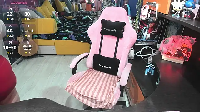 Softie Sofy online show from September 11, 3:17 am