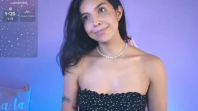 Snapshot of lilassoul8_ chatting on February 25, 4:35 am lilassoul8 online show from February 25, 4:35 am