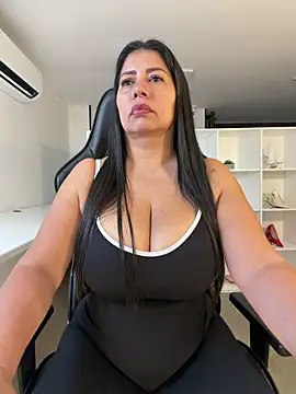natural bigboobs online show from May 26, 7:43 pm