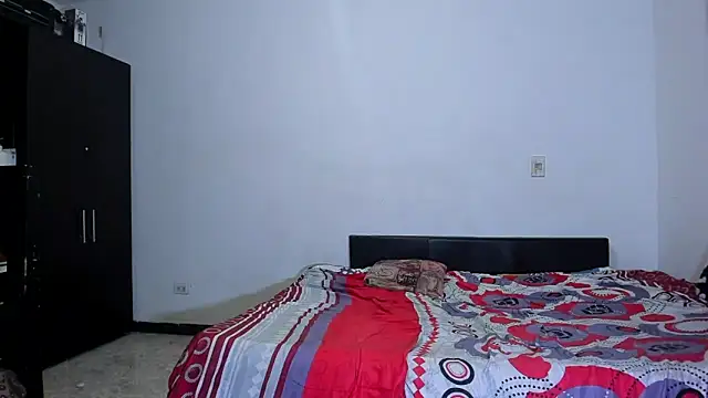 ares sexxx online show from February 2, 3:16 am