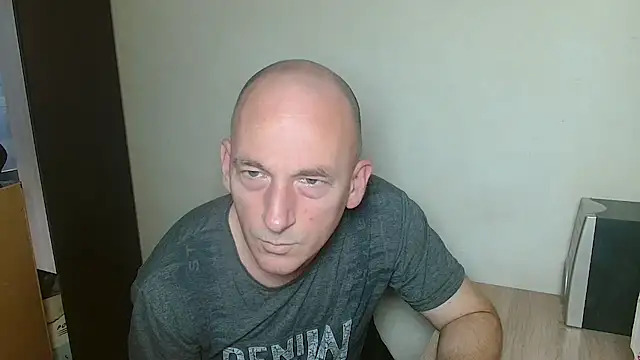 Johan   Barker online show from December 14, 1:49 pm