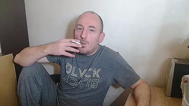 Johan   Barker online show from February 16, 11:28 am