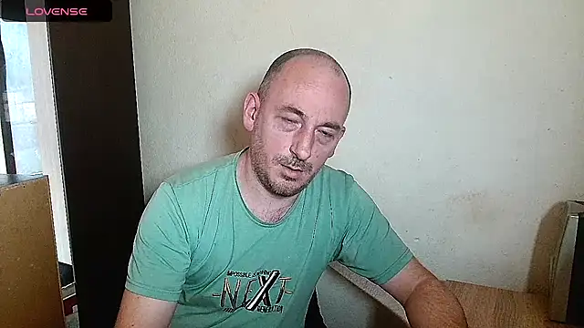 Johan   Barker online show from February 26, 12:59 pm