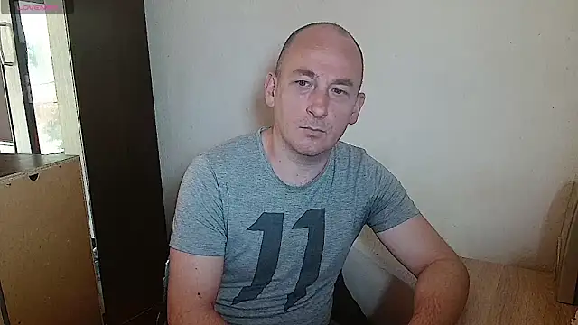Snapshot of Johan___Barker chatting on April 28, 10:42 am Johan Barker online show from April 28, 10:42 am