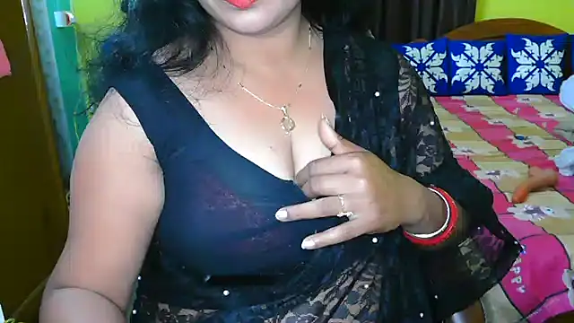 Snapshot of Anushka_21 chatting on January 10, 7:43 pm Anushka 21 online show from January 10, 7:43 pm