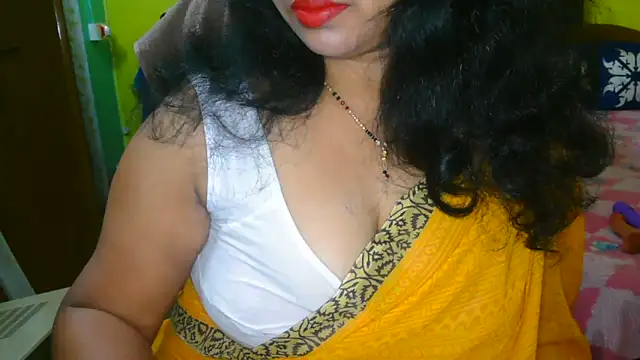 Snapshot of Anushka_21 chatting on March 4, 7:43 pm Anushka 21 online show from March 4, 7:43 pm