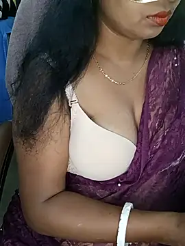 Snapshot of Anushka_21 chatting on September 19, 6:41 pm Anushka 21 online show from September 19, 6:41 pm