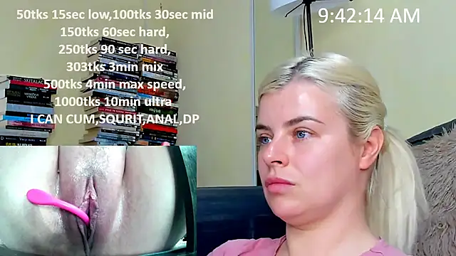 queenofthenighttt online show from April 7, 7:42 am