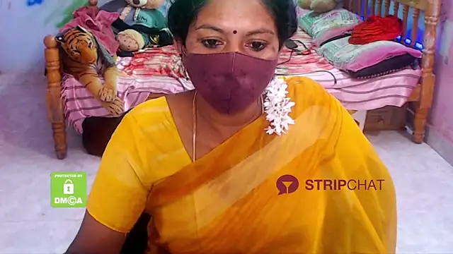 Snapshot of Novapol chatting on December 6, 6:06 pm Novapol online show from December 6, 6:06 pm