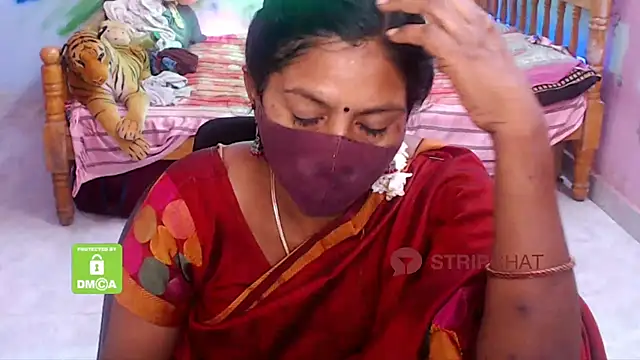 Snapshot of Novapol chatting on December 12, 1:06 pm Novapol online show from December 12, 1:06 pm