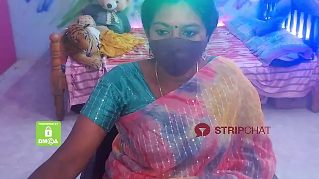 Snapshot of Novapol chatting on January 10, 6:06 pm Novapol online show from January 10, 6:06 pm