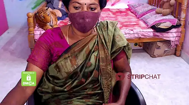 Snapshot of Novapol chatting on January 26, 5:44 pm Novapol online show from January 26, 5:44 pm