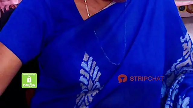 Snapshot of Novapol chatting on February 8, 5:29 pm Novapol online show from February 8, 5:29 pm