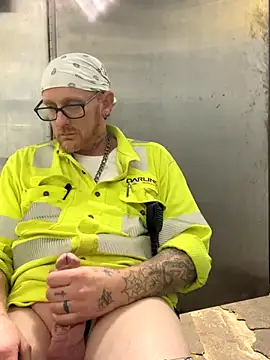 CLoSpunkmeyer69 online show from October 15, 2:33 am