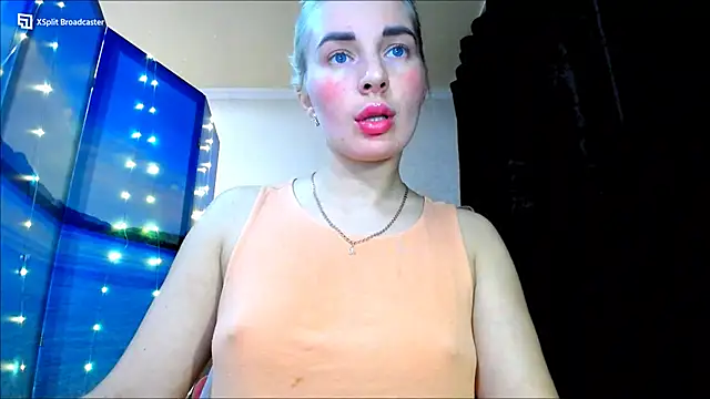 Snapshot of miaa_sunn chatting on December 6, 9:57 pm miaa sunn online show from December 6, 9:57 pm