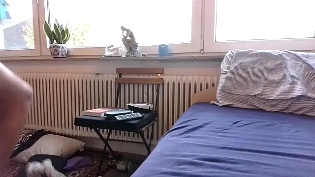 Azad64 online show from October 25, 3:40 pm