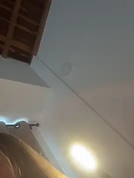 curchez  online show from November 28, 8:11 pm