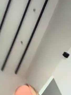 curchez  online show from March 29, 7:58 pm